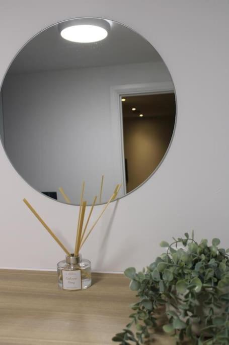 Amazing Luxury One Bedroom Apartment In The Heart Of Preston Preston  Bagian luar foto